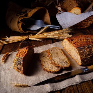 Linseed bread with a poppy seed and sesame mixture
