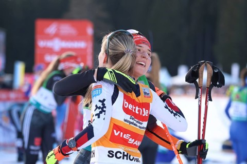 At the finish Nathalie Armbruster (SZ Kniebis) fairly congratulates the day's winner and World Cup