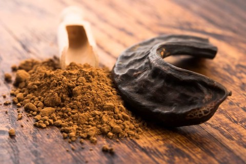 Carob pods and carob powder