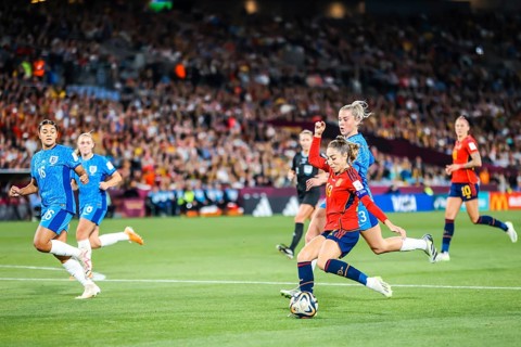 SYDNEY, AUSTRALIA, AUGUST 20: Olga CARMONA of Spain shoots and scores as Spain plays England in the