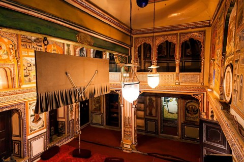 Drawing room, Ramnath Podar Haveli Museum, Nawalgarh, Shekhawati, Rajasthan, India, Asia