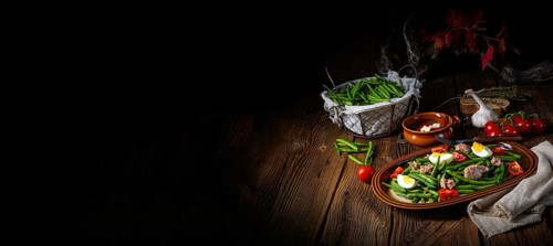 Rustic green bean salad with egg and tuna