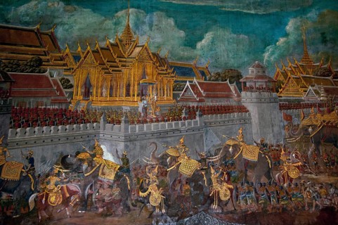 Wat Rakhang Kositaram Woramahawihan (Rakang) was originally built during the Ayutthaya Period (1351