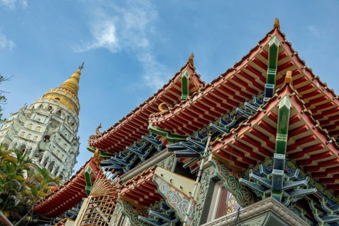 Artfully decorated wooden roofs, Kek Lok Si Temple, George Town, Penang, Malaysia, Southeast Asia
