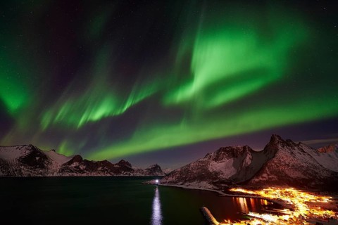 Northern Lights (Aurora borealis), Mefjordvaer, Mefjorden, Senja, Troms Fylke, Norway, March 2015