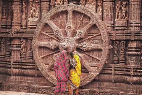 Women at sun temple, konark, orissa, india, asia