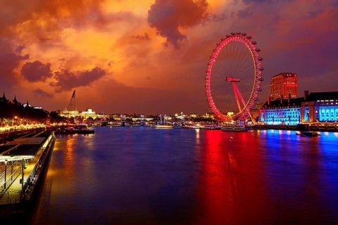 London sunset at Thames river near Big Ben in England