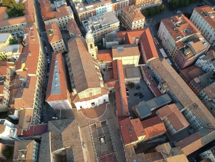 An image of a flight over San Domenico church in Ancony Italy