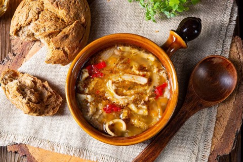 Savoury tripe soup with red pepper