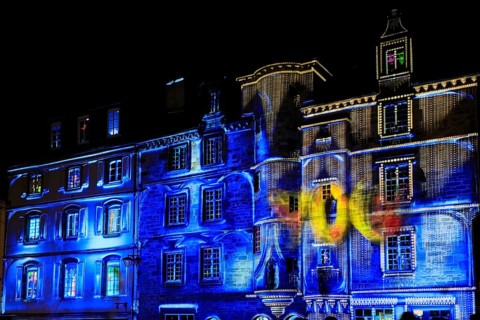 Projections on the façade of the Maison de la Duchesse Anne, light show at the turn of the year in