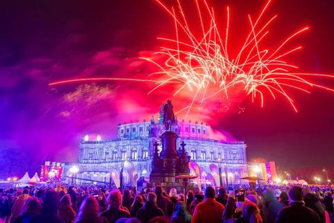 The SemperOperaball 2025 celebrated its 100th anniversary on Friday. Germany's most beautiful