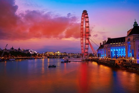 London sunset at Thames river near Big Ben in England