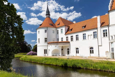 Fürstlich Drehna moated castle, Luckau, Brandenburg, Germany