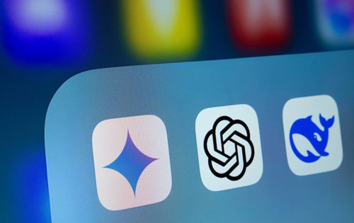 A close up of an iPad screen displaying the Deepseek, ChatGPT and Google Gemini app icon