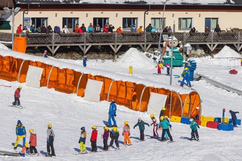 The Fichtelberg near Oberwiesenthal in the Erzgebirge district is the highest mountain in Saxony at
