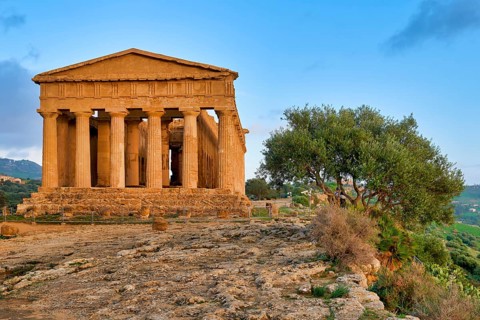 Temple of Concordia (Tempio della Concordia). Valle dei Templi (Valley of the Temples). Agrigento