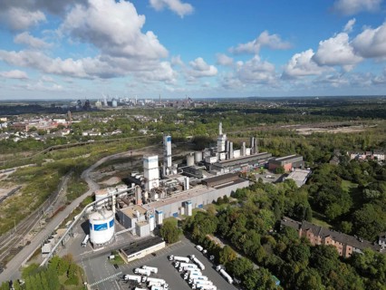 Linde Gas operates several air separation plants for oxygen, nitrogen and argon, on a former plant