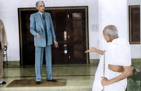 Mahatma Gandhi talking with Muhammad Ali Jinnah, Delhi, India, Asia, November 1, 1939