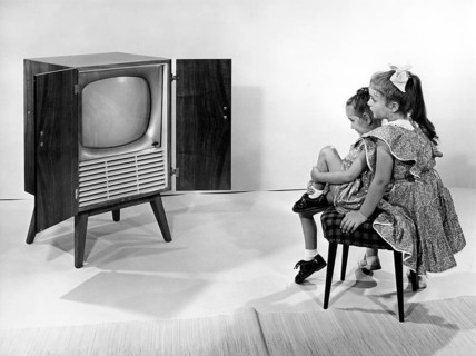 Living room, Television, Sisters, Girls, 1960s, Two little girls sitting in front of an old