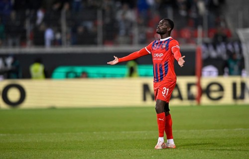 Sirlod Conteh 1. FC Heidenheim 1846 FCH (31) Gesture Gesture angry Relegation, Bundesliga,