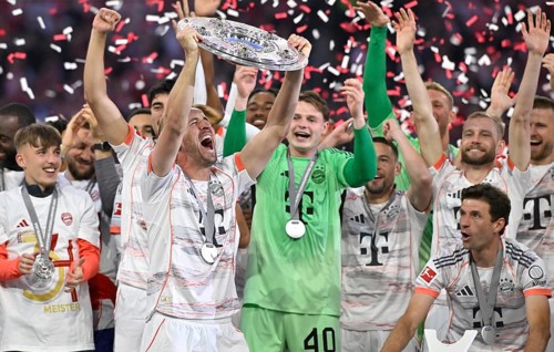 FC Bayern Munich FCB celebrates 34th championship title, championship celebration, championship