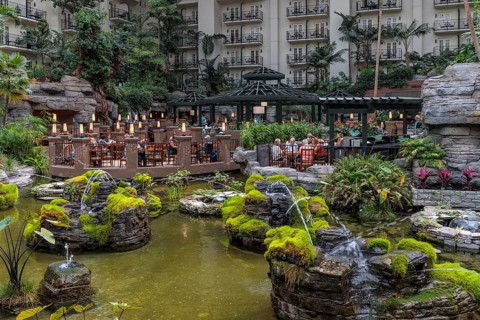 Guests dining at the Cascades American Cafe inside Gaylord Opryland Resort and Convention Center in