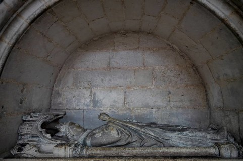 Interior view, tomb, Cathédrale Notre-Dame d'Amiens, Amiens, Somme, France