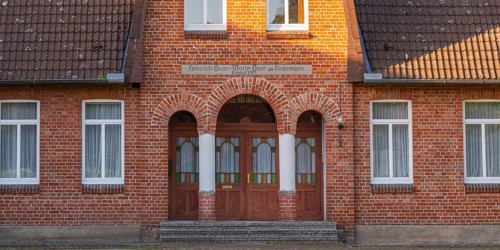 View of the entrance area of a farmhouse, Böhme, Heidekreis, Rethem Aller, Leine Aller Tal, Lower