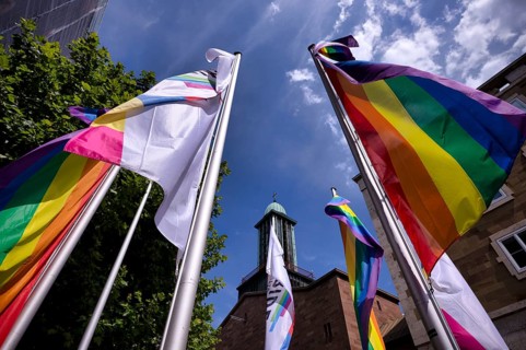 Rainbow flag, LGBTQ flag, Königsstraße. Pedestrian zone, Stuttgart, Baden-Württemberg, Germany