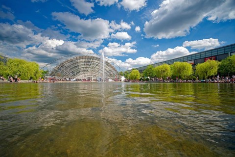 New Leipzig Trade Fair Centre, Leipzig Trade Fair, with glass entrance hall and water basin, trade