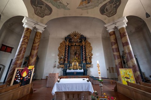 Chancel of St Vitus Church, rotunda in neo-Romanesque style built in 1891, Burglengenfeld, Upper