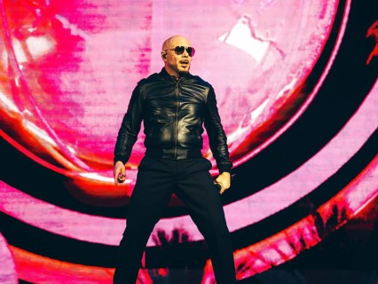 Pitbull live on Party After Dark Tour at the Berlin Uber Arena on 25/06/2025