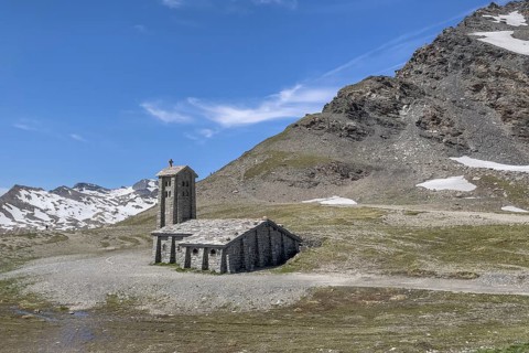 Chapel Chapelle Notre-Dame-de-Toute-Prudence next to pass road alpine road mountain road highest