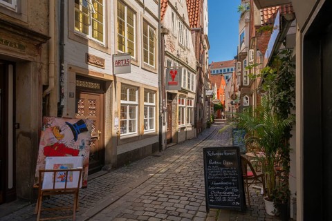 Renovated Schnoor neighbourhood with small shops, galleries, restaurants, cafés and residential