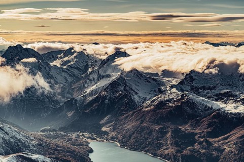 Snow-covered peaks in the Engadine in Switzerland near Sankt Moritz