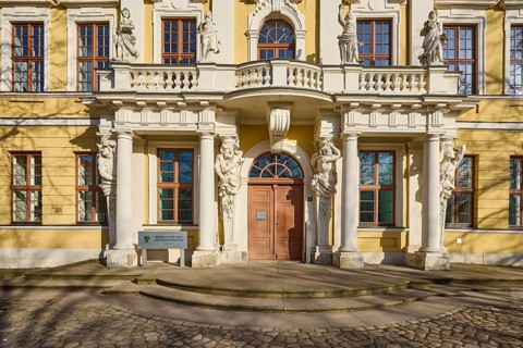 Ministry of Justice, Knautsches Palais, historical building, Baroque architectural style, facade,