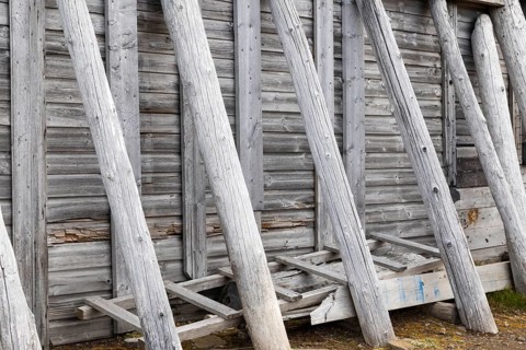 Hunting hut, protection from polar bears, wooden hut, Bamsebu, Spitsbergen, Svalbard