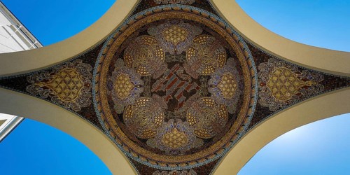 View of the mosaic in the pavilion at the entrance to the exhibition building, Mathildenhöhe,