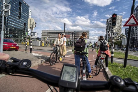 Cycle along the Jaarbeursplein, south of Utrecht Central, HBF, on the central cycle path in the