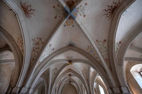Late Gothic ribbed vault in the lay refectory, built in 1530, painted in 1528, Bebenhausen