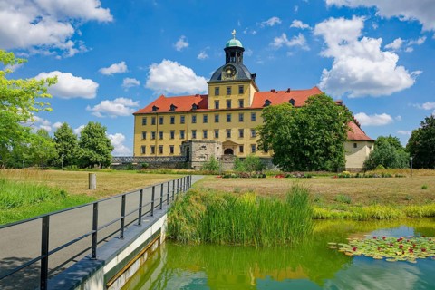 Johannisteich, castle park, Museum Zeitzer Schloss Moritzburg, early baroque style, water