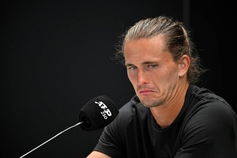 Press conference, PK, portrait, Alexander Zverev GER, sceptical, gesture, gesture, tennis, ATP 250,