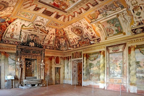 Salone della Fontana, fountain hall, Roman Mannerist frescoes, Villa d'Este residential palace,