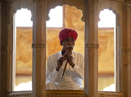 Rajasthani folk musician with an alghoza or bamboo flute, Jaisalmer, Rajasthan, India
