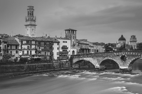 Old town with the Adige, Ponte Pietra, Verona, Adige Valley, Veneto, Italy