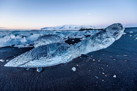 Jökulsarlon, icebergs, ice, cold, glacial lake, Vatnajökull glacier, winter, beach, sunrise, ocean,
