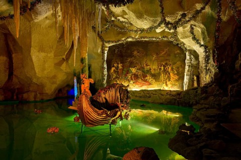 Venus Grotto by King Ludwig II, artificial stalactite cave, lake with boat, painting Tannhäuser bei