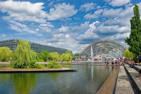 New Leipzig Trade Fair Centre, Leipzig Trade Fair, with glass entrance hall and water basin, trade