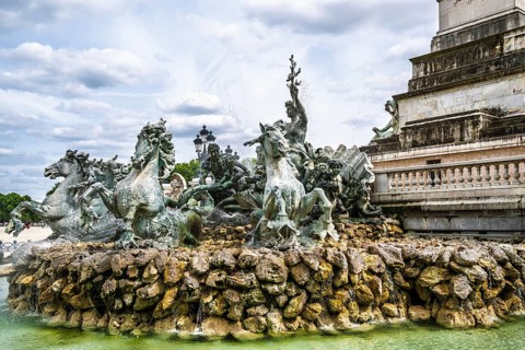 Fontaine du Char du Triomphe de la Concorde, Place des Quinconces, Bordeaux, Gironde,