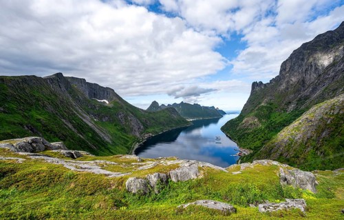 View of Øyfjorden fjord and mountains, fjord landscape with mountain peaks, hike to Barden